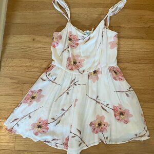 S Flowery White Urban Outfitters Romper